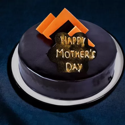 Dark Chocolate Cake for Mother's Day