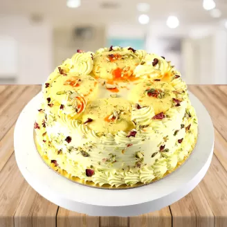 Butterscotch Cake With Rasmalai 