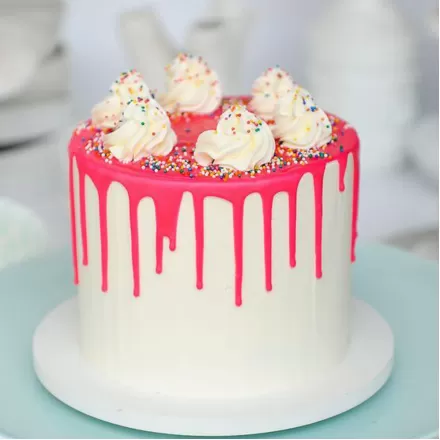  Strawberry Shape Cake