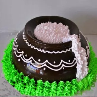 Krishna Matki Cake