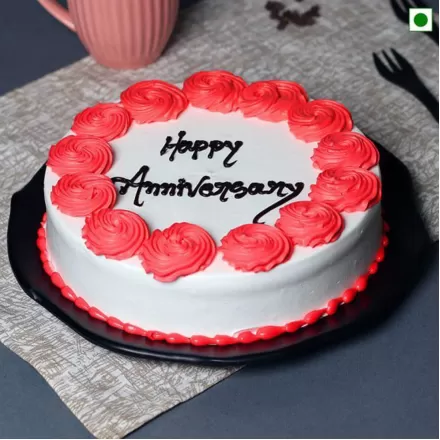 Decorated Vanilla Cake