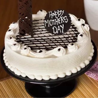 Lovely Pineapple With Vanilla Cake