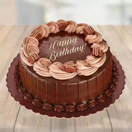 Premium Creamy Chocolate Cake 