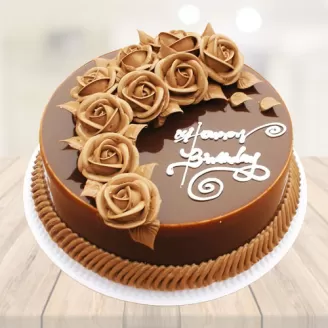 Creamy Eggless Chocolate Cake