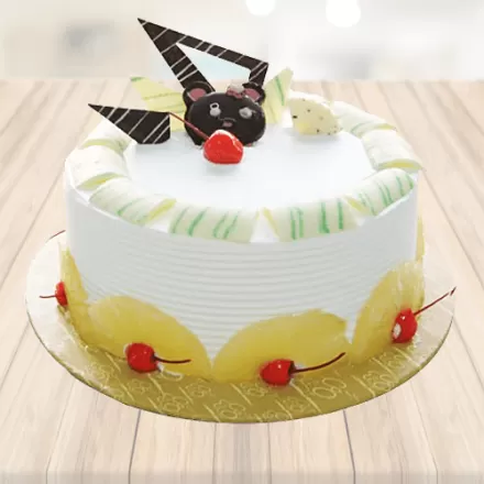 Decorative Pineapple Cake