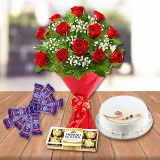Red Roses Bouquet With Vanilla