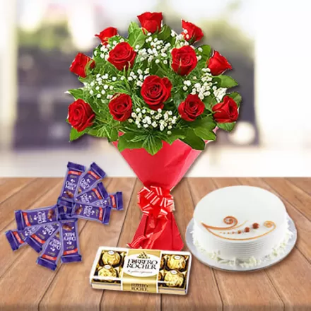 Red Roses Bouquet With Vanilla