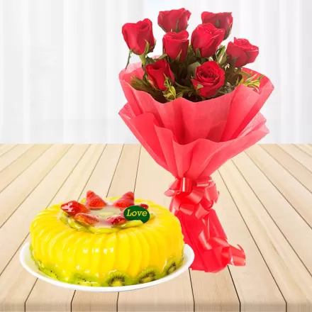 Pineapple Cake With 8 Red Roses