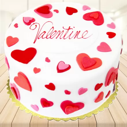16 Swoon-Worthy Valentine's Day Cakes for Your Sweetheart | Booky